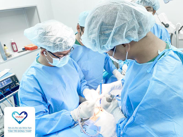 Phẫu thuật cột sống, một kỹ thuật cao triển khai tại Đồng Tháp giải quyết gánh nặng cho bệnh nhân trong vùng