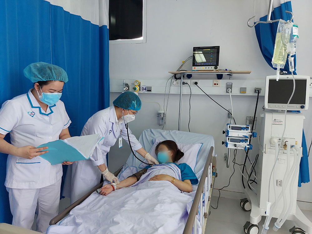 Cứu sống bệnh nhân ngưng tim ngưng thở do ngộ độc thuốc tân dược