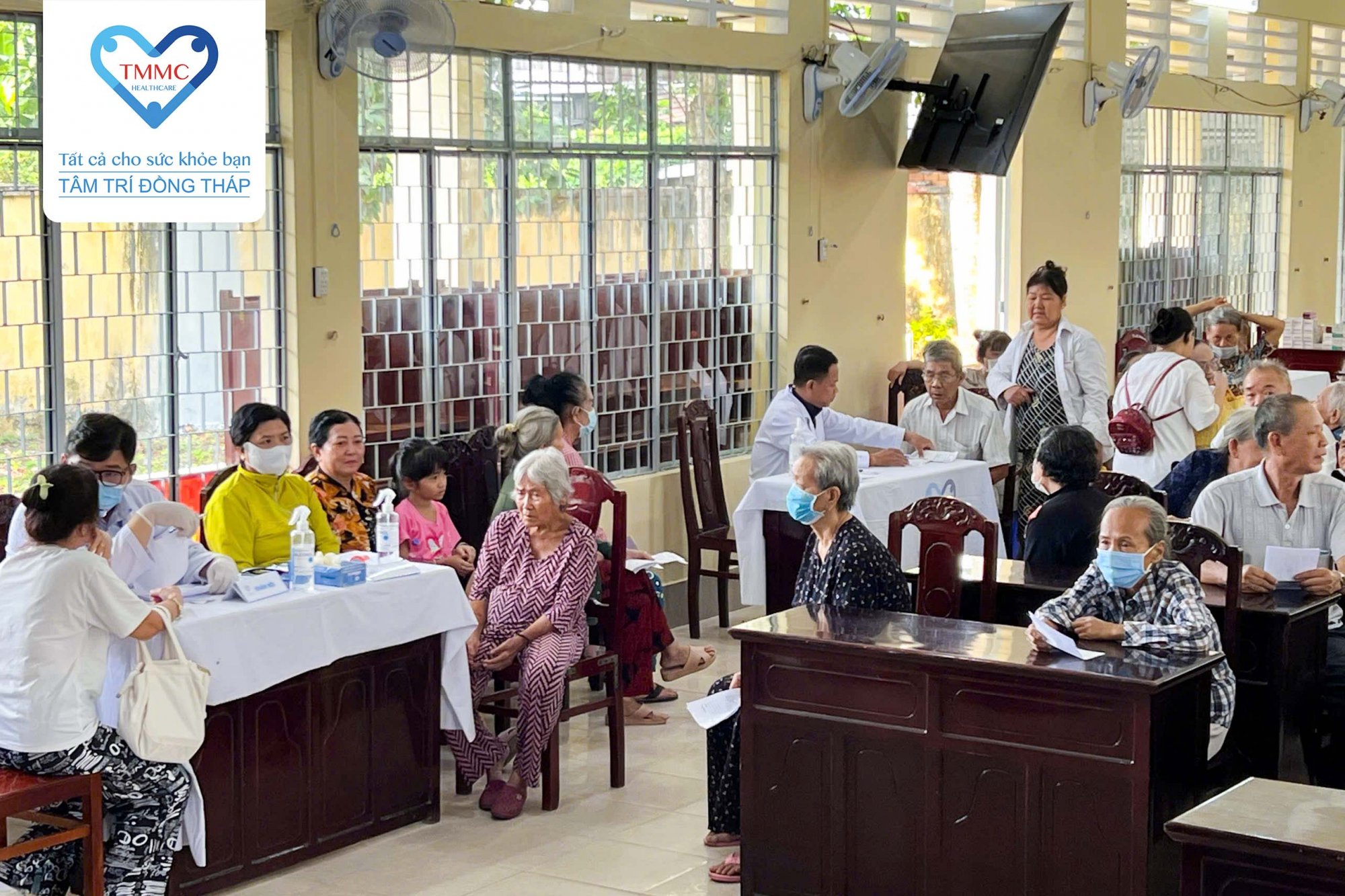 Hoạt động khám bệnh, cấp thuốc miễn phí cho người dân phường An Hòa, TP. Sa Đéc