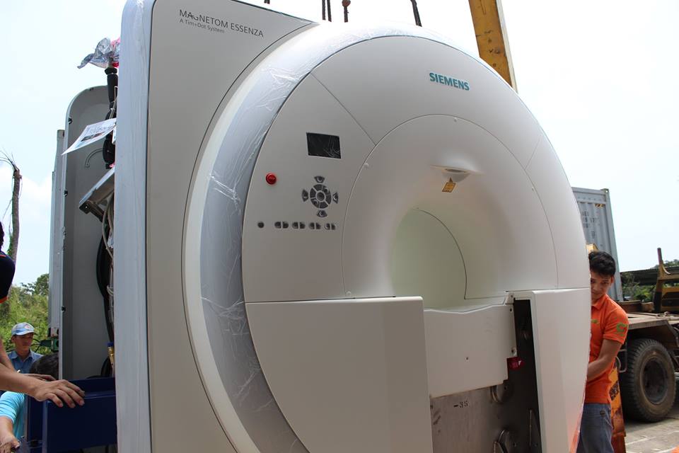 Máy MRI đã về đến Bệnh viện Tâm Trí Đồng Tháp