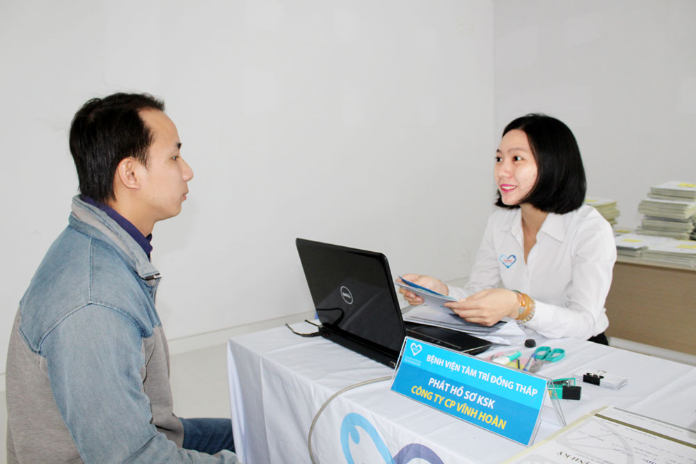 Bệnh viện Tâm Trí Đồng Tháp tổ chức khám sức khỏe định kỳ năm 2017 cho gần 500 cán bộ nhân viên Công ty CP Vĩnh Hoàn